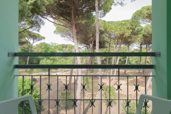 balcone vista pineta