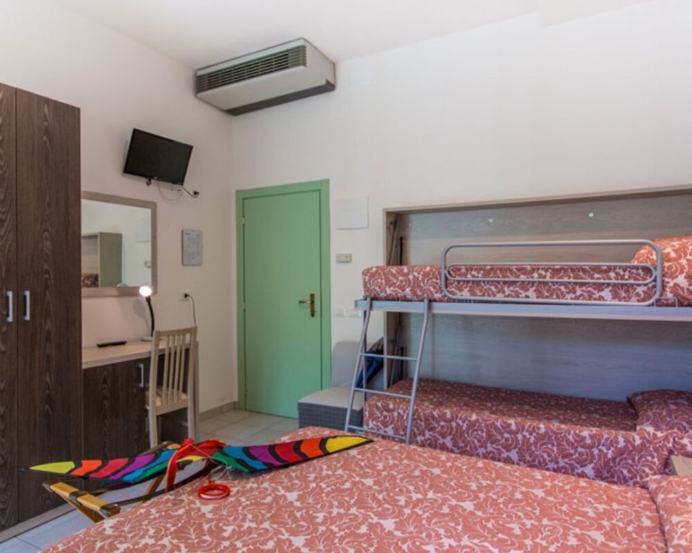 camera superior centrale (2)