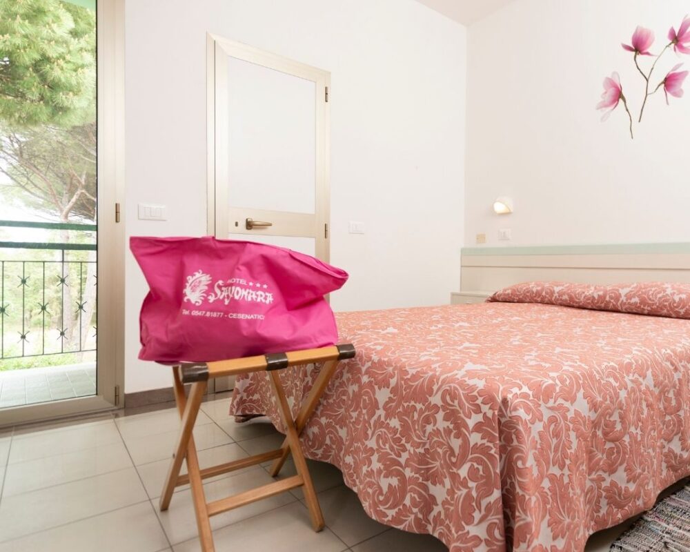 camera superior fronte pineta zadina