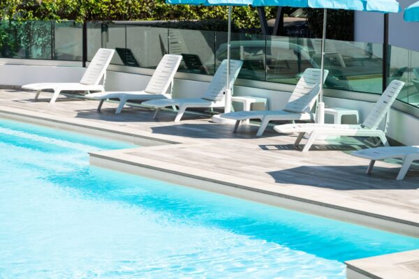 hotel con piscina a zadina cesenatico